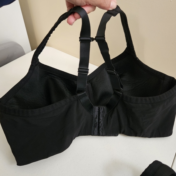 Torrid Sports Bra - Picture 4 of 11